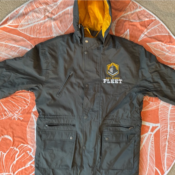 STARTER San Diego Fleet Winter Parka - Picture 2 of 16